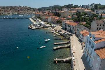 One-Bedroom Apartment in Mali Lošinj for Up to 3