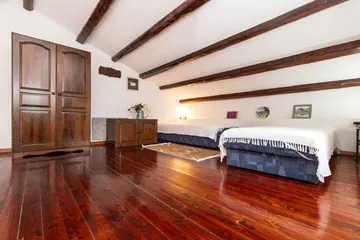 Veli Lošinj Guest House with 3 Bedrooms for 8