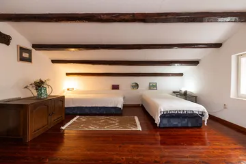 Veli Lošinj Guest House with 3 Bedrooms for 8