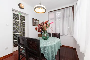 Veli Lošinj Guest House with 3 Bedrooms for 8