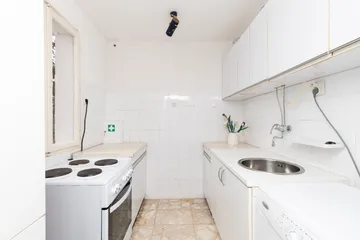 Veli Lošinj Guest House with 3 Bedrooms for 8