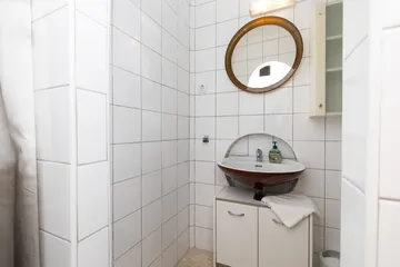 Veli Lošinj Guest House with 3 Bedrooms for 8