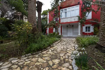 Veli Lošinj Guest House with 3 Bedrooms for 8