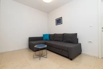 2-Bedroom Apartment in Veli Lošinj for 4 Guests