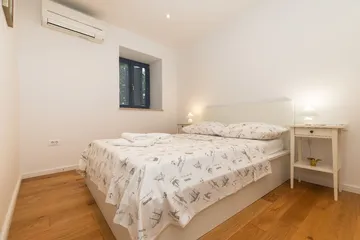 2-Bedroom Apartment in Veli Lošinj for 4 Guests