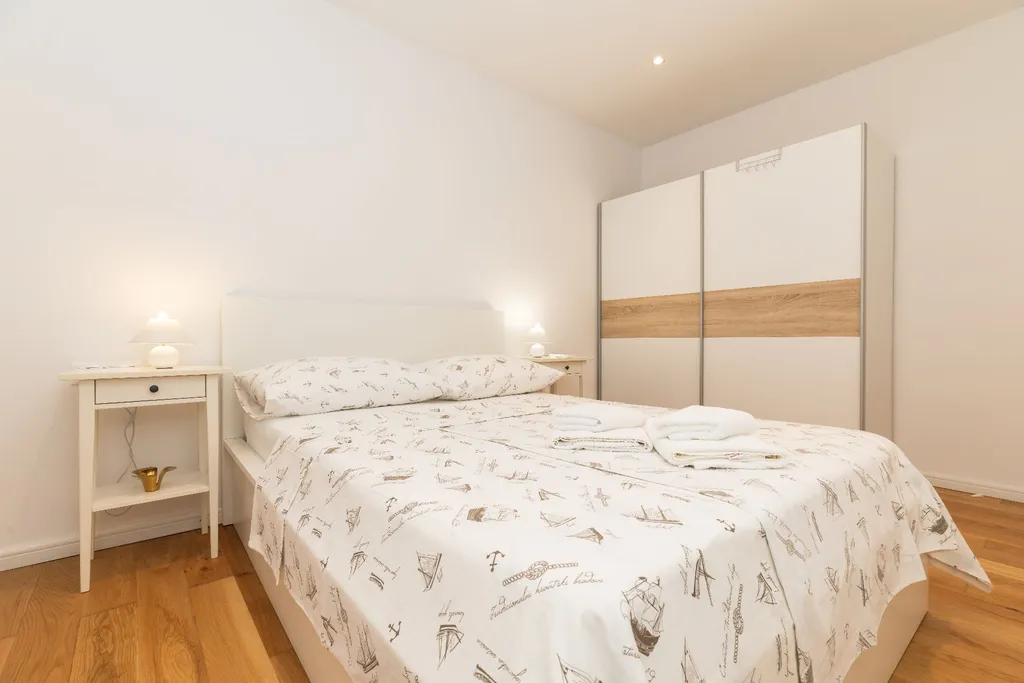 2-Bedroom Apartment in Veli Lošinj for 4 Guests