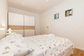 2-Bedroom Apartment in Veli Lošinj for 4 Guests