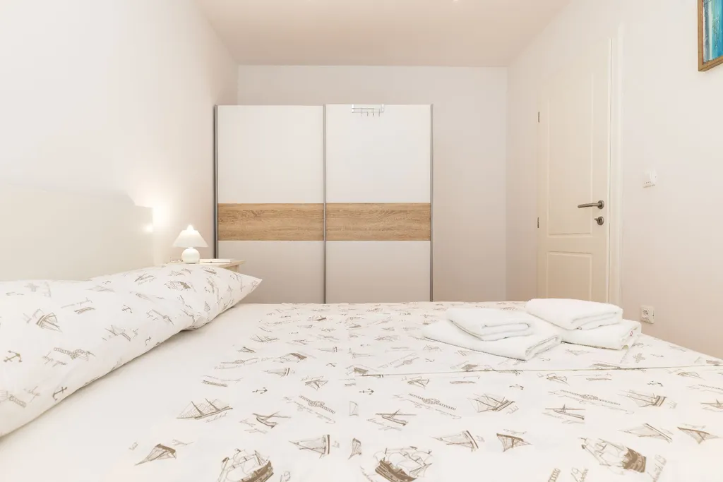 2-Bedroom Apartment in Veli Lošinj for 4 Guests