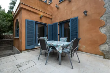 2-Bedroom Apartment in Veli Lošinj for 4 Guests