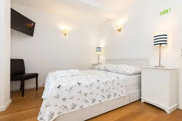 Veli Lošinj Apartment for 3 Guests