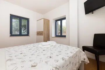 Veli Lošinj Apartment for 3 Guests
