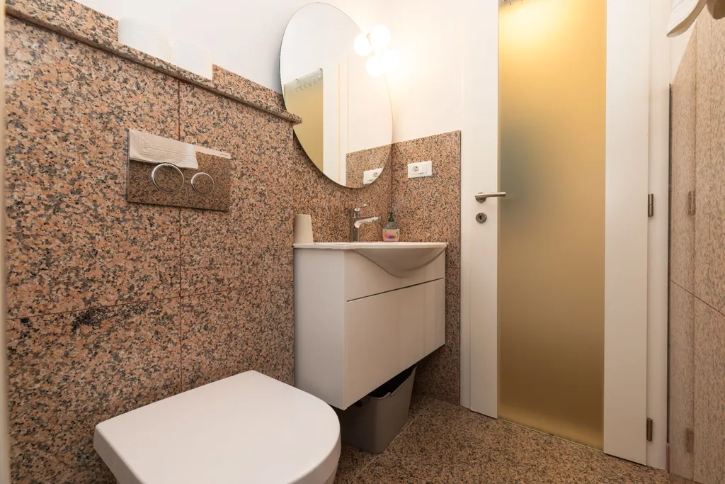 Veli Lošinj Apartment for 3 Guests