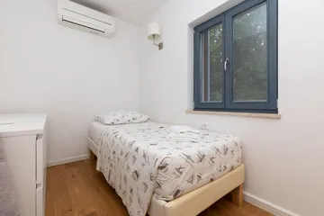 Veli Lošinj Apartment for 3 Guests