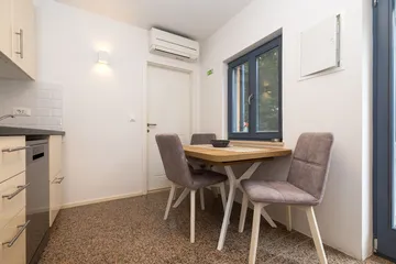 Veli Lošinj Apartment for 3 Guests
