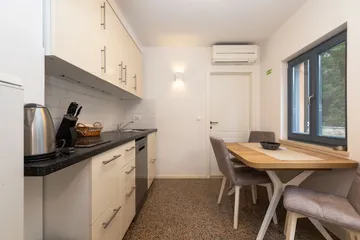 Veli Lošinj Apartment for 3 Guests