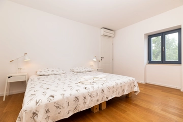 2-Bedroom Apartment in Veli Lošinj for 4 Guests