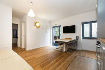 2-Bedroom Apartment in Veli Lošinj for 4 Guests