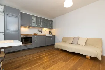 2-Bedroom Apartment in Veli Lošinj for 4 Guests