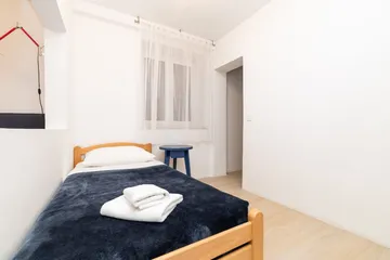 2-Bedroom Apartment in Veli Lošinj for up to 6