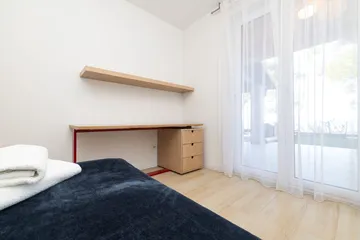 2-Bedroom Apartment in Veli Lošinj for up to 6