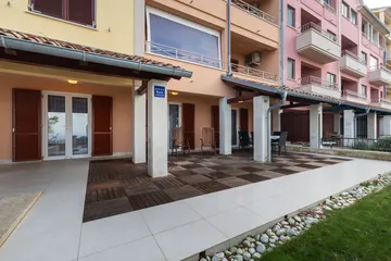 2-Bedroom Apartment in Veli Lošinj for up to 6