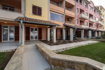 2-Bedroom Apartment in Veli Lošinj for up to 6