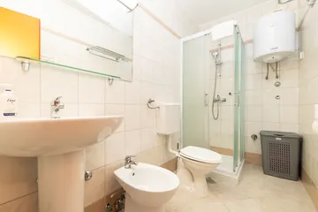 1-Bedroom Apartment in Veli Lošinj (Up to 4)