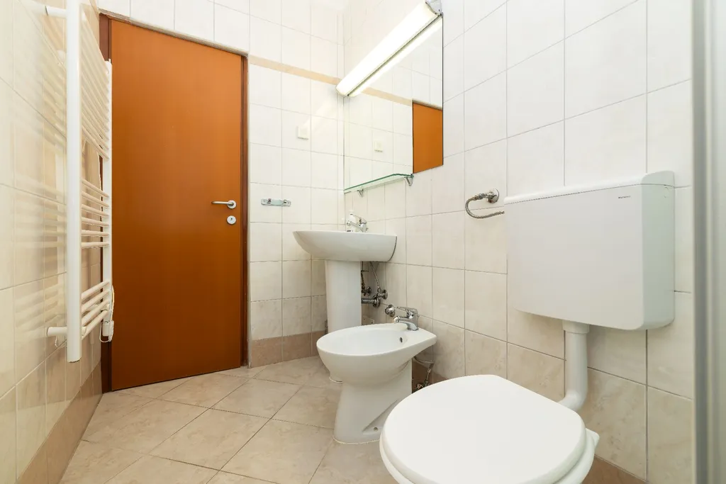 1-Bedroom Apartment in Veli Lošinj (Up to 4)