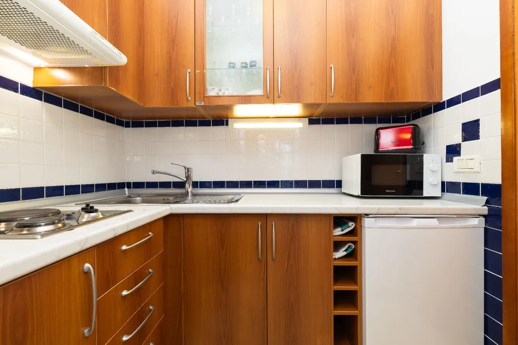 1-Bedroom Apartment in Veli Lošinj (Up to 4)