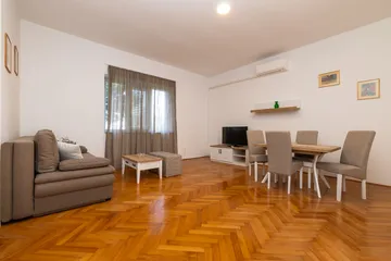 One-Bedroom Apartment in Veli Lošinj for Up to 4