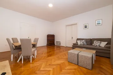 One-Bedroom Apartment in Veli Lošinj for Up to 4