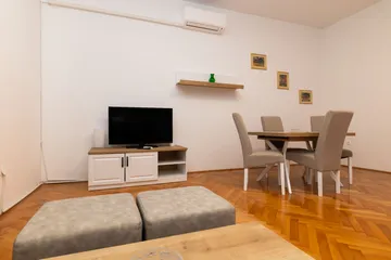 One-Bedroom Apartment in Veli Lošinj for Up to 4