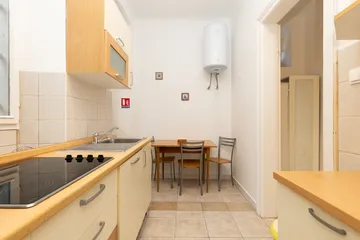 One-Bedroom Apartment in Veli Lošinj for Up to 4