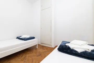 2-Bedroom Apartment in Veli Lošinj for 5 Guests