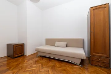 Two-Bedroom Apartment in Veli Lošinj for Up to 6