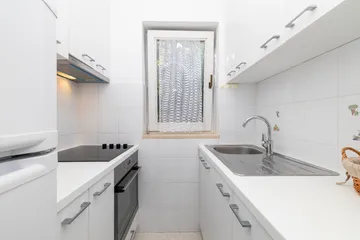 Two-Bedroom Apartment in Veli Lošinj for Up to 6