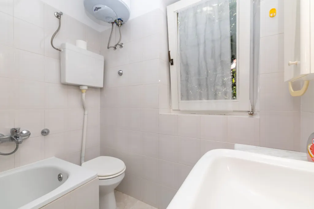 Two-Bedroom Apartment in Veli Lošinj for Up to 6