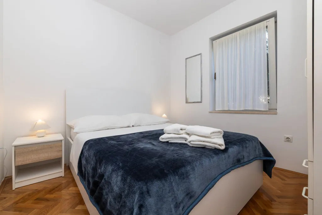 Two-Bedroom Apartment in Veli Lošinj for Up to 6