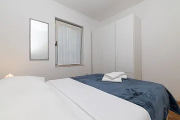 Two-Bedroom Apartment in Veli Lošinj for Up to 6