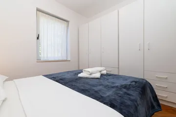 Two-Bedroom Apartment in Veli Lošinj for Up to 6