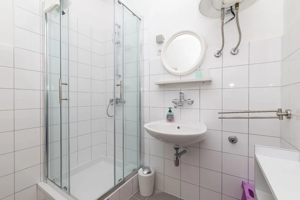 2-Bedroom Apartment in Veli Lošinj for 4