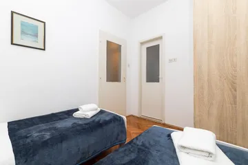 2-Bedroom Apartment in Veli Lošinj for 4