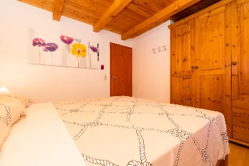 Pet-Friendly Holiday House in Veli Lošinj for 5 Guests