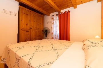 Pet-Friendly Holiday House in Veli Lošinj for 5 Guests