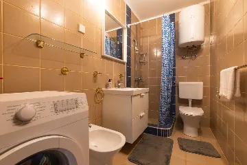 Pet-Friendly Holiday House in Veli Lošinj for 5 Guests