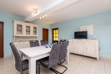 Pet-Friendly Holiday House in Veli Lošinj for 5 Guests