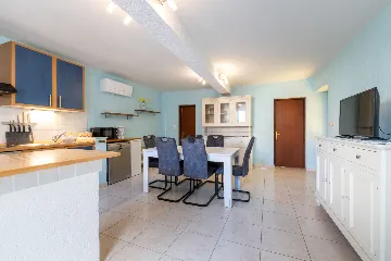 Pet-Friendly Holiday House in Veli Lošinj for 5 Guests