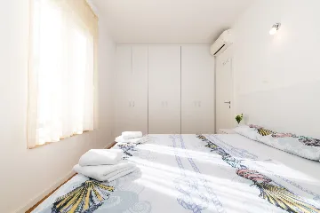 1-Bedroom Apartment in Mali Lošinj for 4