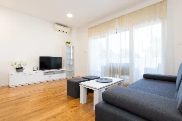 1-Bedroom Apartment in Mali Lošinj for 4