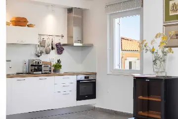 Villa for 12 Guests in Veli Lošinj